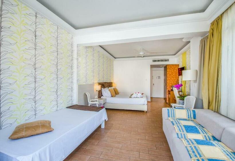 标准间侧面带海景, Kalyves Beach