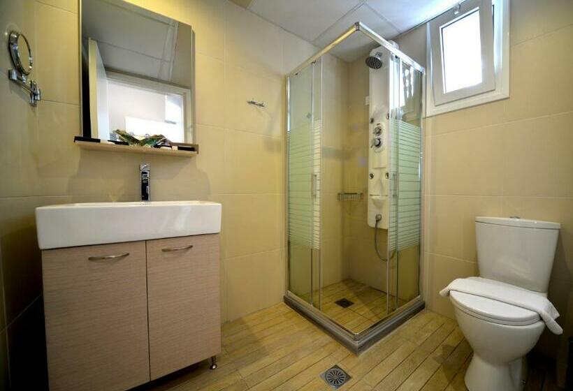 带园景的小型套房, Kalyves Beach