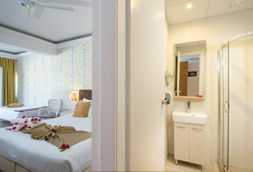 标准间侧面带海景, Kalyves Beach