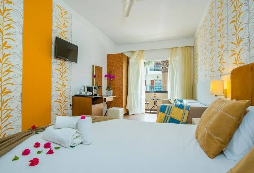 标准间带山景, Kalyves Beach