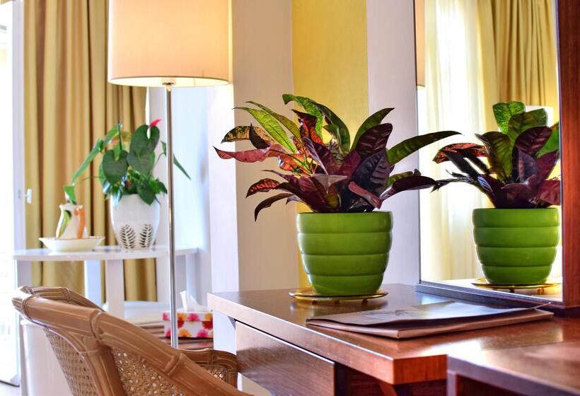 高级家庭房间, Kalyves Beach