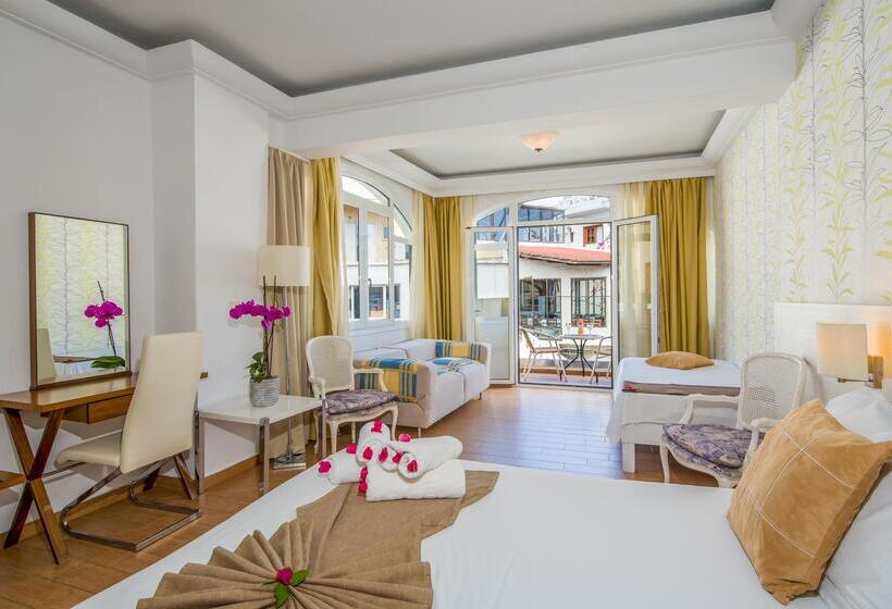 高级家庭房间, Kalyves Beach