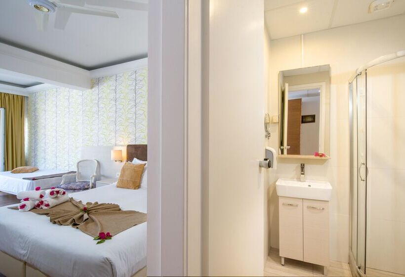 标准间带山景, Kalyves Beach