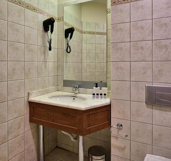 غرفة تنفيذية, Le Palace