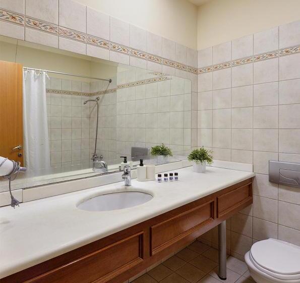 غرفة سوبيريور, Le Palace