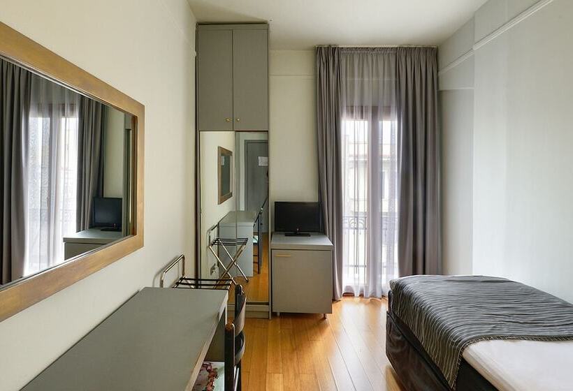 غرفة قياسية فردية, Le Palace