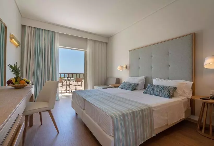オーシャンビューのスタンダードバンガロー, Pilot Beach Resort