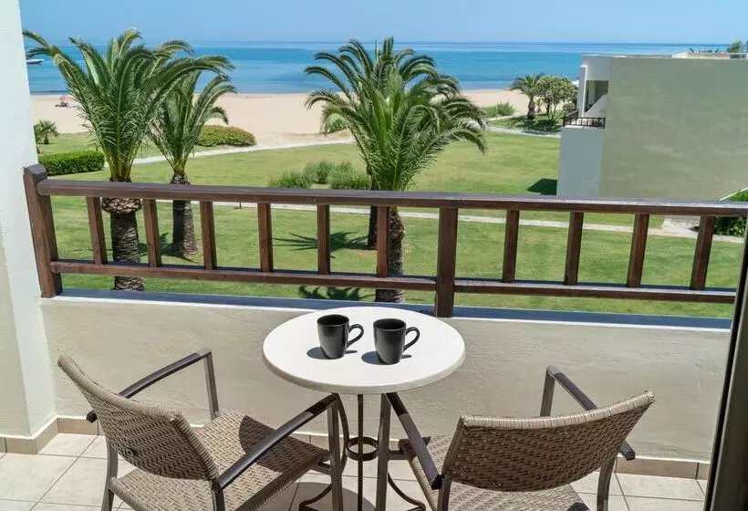 オーシャンビューのスタンダードバンガロー, Pilot Beach Resort