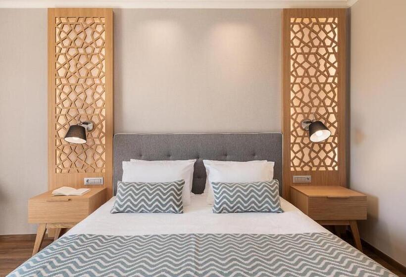 Семейный Полулюкс, Pilot Beach Resort