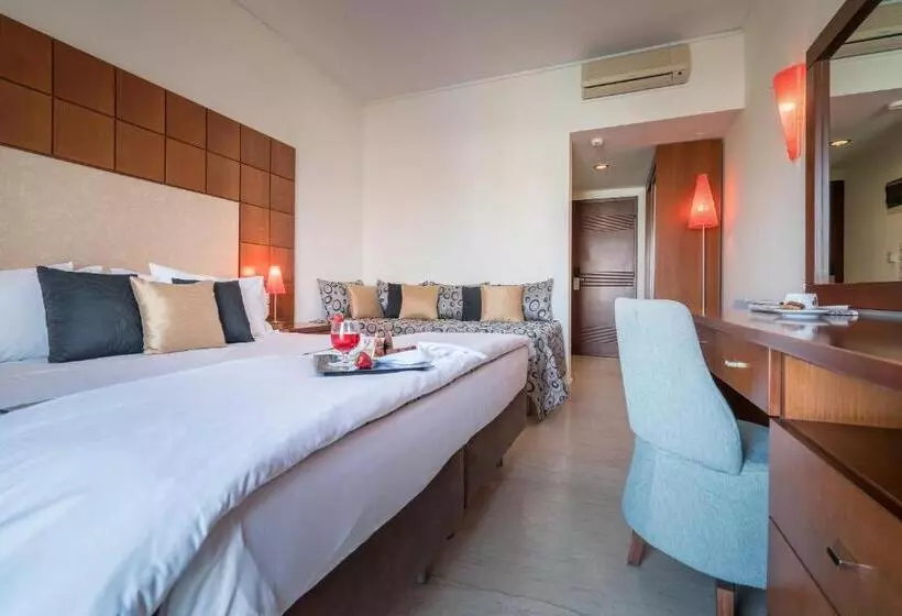 اتاق استاندارد سه نفره, Zante Park Resort & Spa, Bw Premier Collection