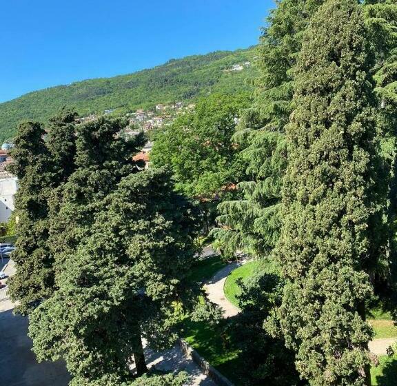 Номер Стандарт, Paris