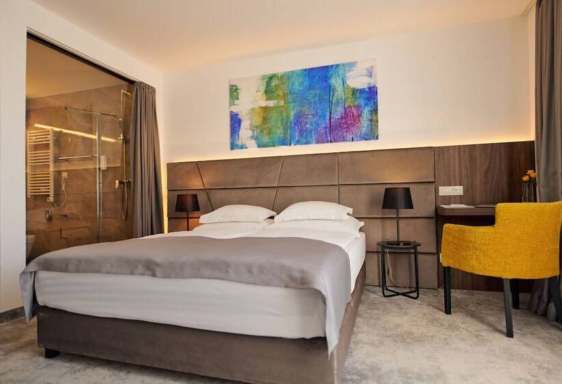 Номер Стандарт Индивидуальный, Paris