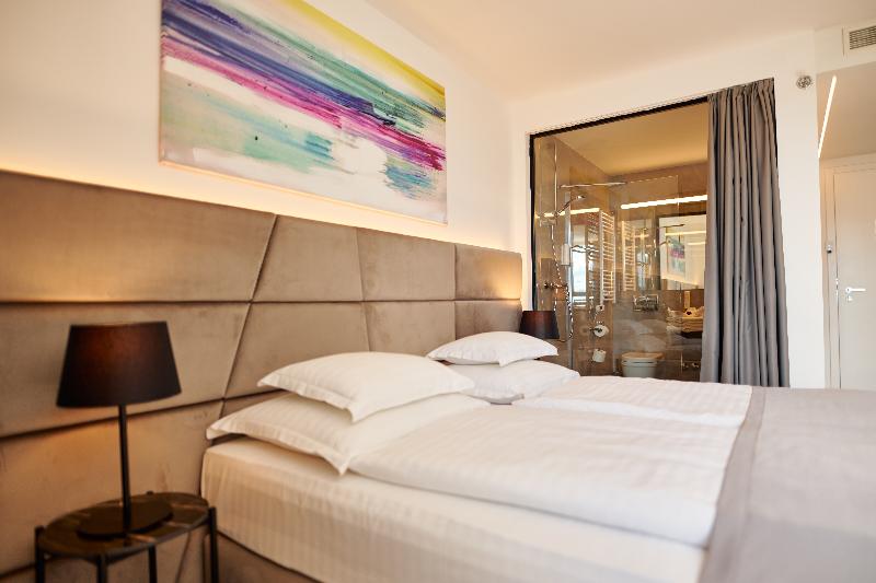 Номер Стандарт Индивидуальный, Paris