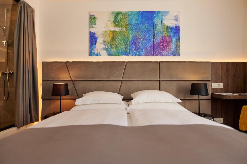 Номер Стандарт Индивидуальный, Paris