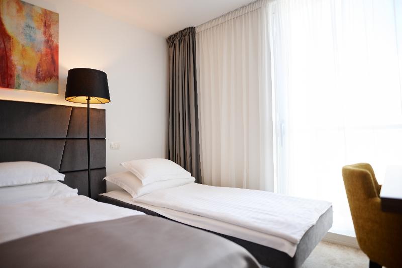 Семейный Номер Superior, Paris