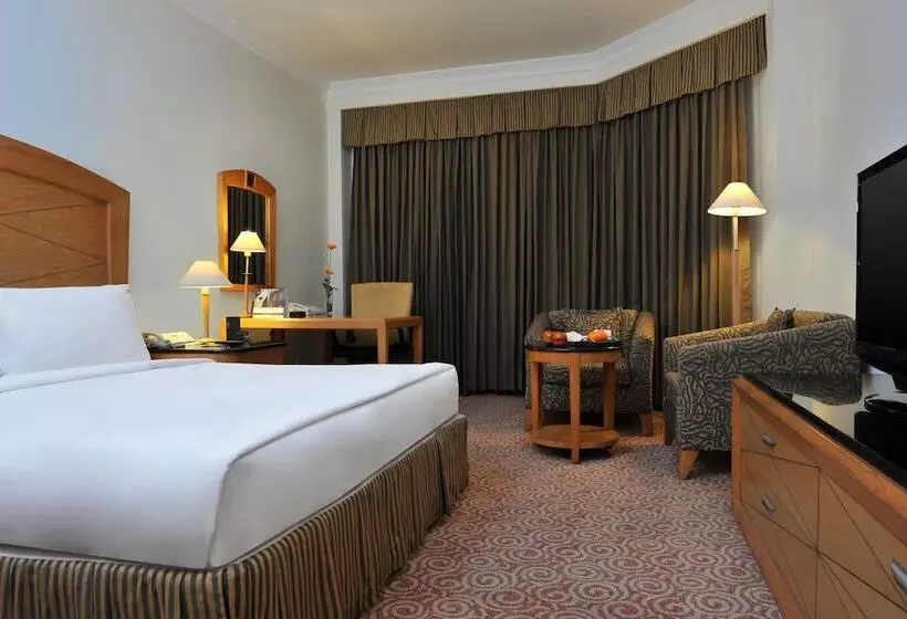 ロイヤルルーム, Le Royal Méridien Chennai