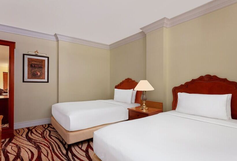 Королевский Люкс, Le Royal Méridien Chennai