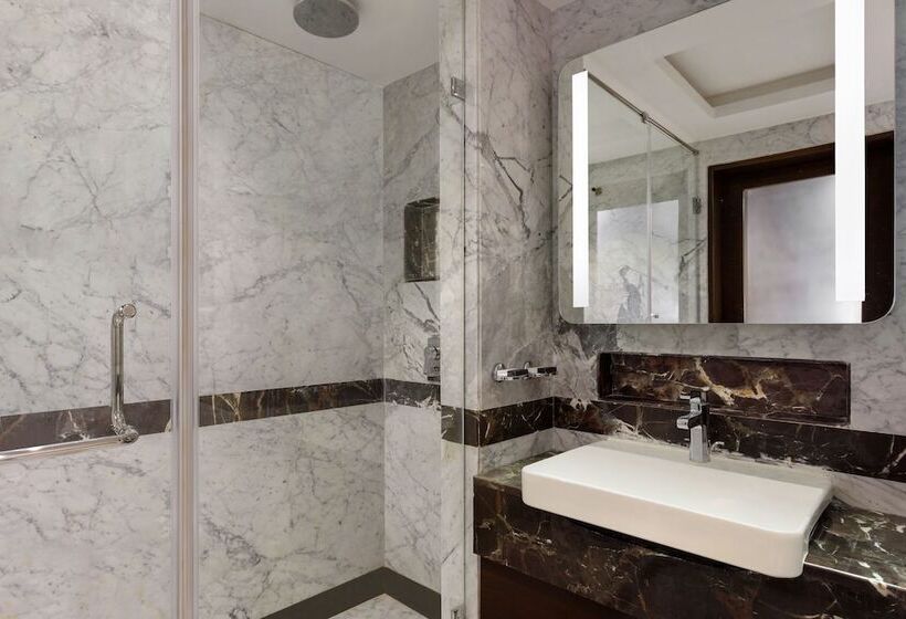 Номер Executive, Le Royal Méridien Chennai