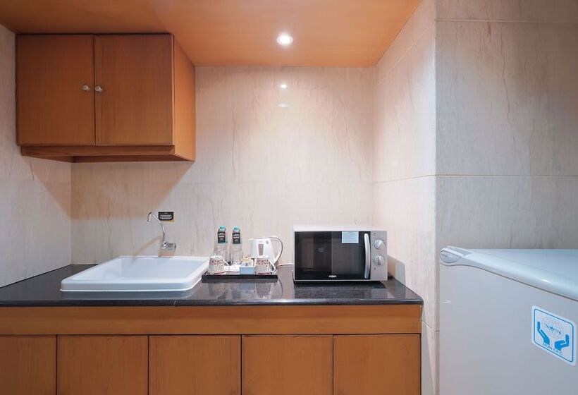 스위트, Sunlake Waterfront Resort & Convention