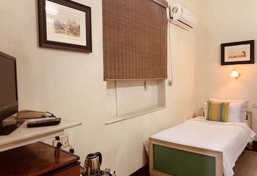 标准单人间, The Elgin Fairlawn Kolkata