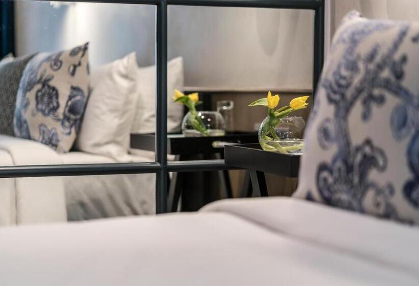 테라스 디럭스 룸, The Park Bangalore