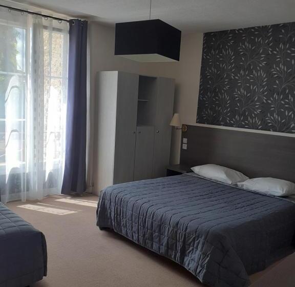 Номер Стандарт Трехместный, Hôtel De France
