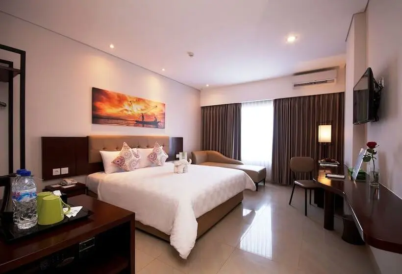 Deluxe Szoba, Primebiz Tegal