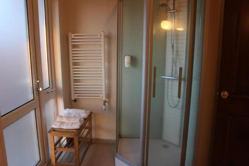 スーペリアールーム, Primebiz  Tegal