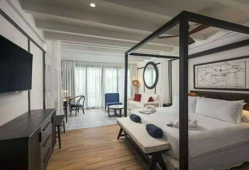 چشمانداز دریای سوئیت جونیور پرستیژ, Ocean Coral Spring Resort - All Inclusive