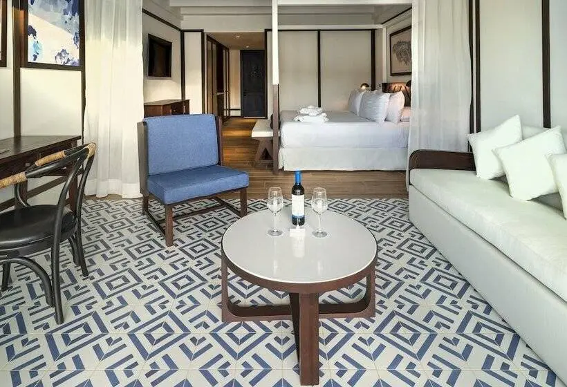چشمانداز دریای سوئیت جونیور پرستیژ, Ocean Coral Spring Resort - All Inclusive