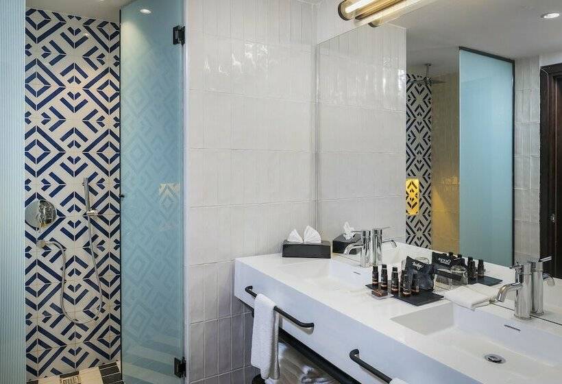 چشمانداز دریای سوئیت جونیور پرستیژ, Ocean Coral Spring Resort - All Inclusive