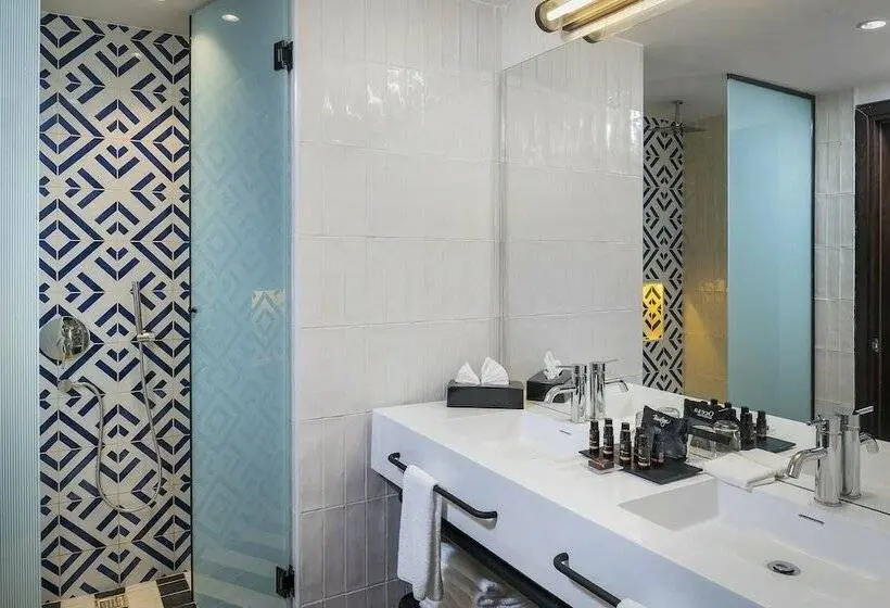 چشمانداز دریای سوئیت جونیور پرستیژ, Ocean Coral Spring Resort - All Inclusive