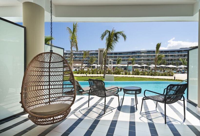 Junior swim-up suite, Ocean Coral Spring Resort - All Inclusive