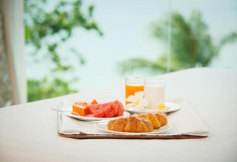 ジュニアスイート, Sunset Beach Club