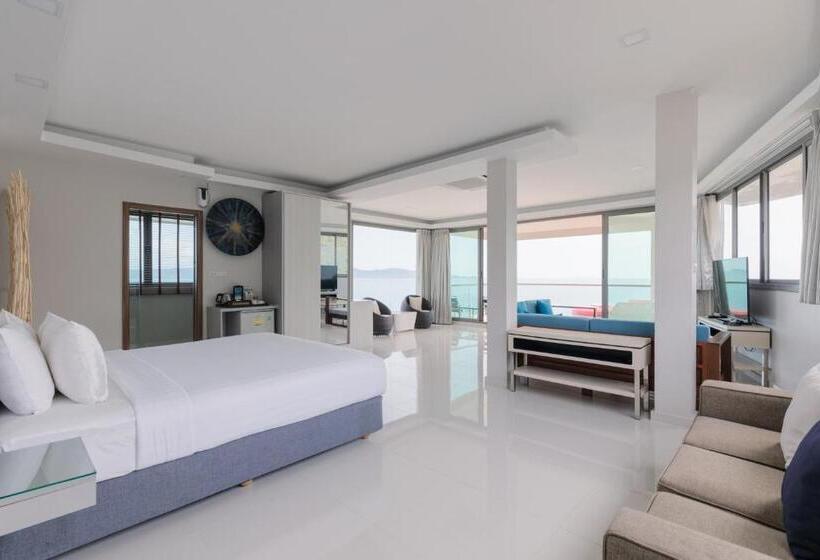 ロイヤルスイート, Sunset Beach Club