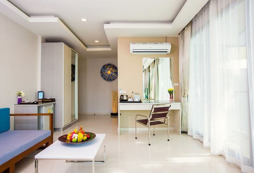 ジュニアスイート, Sunset Beach Club