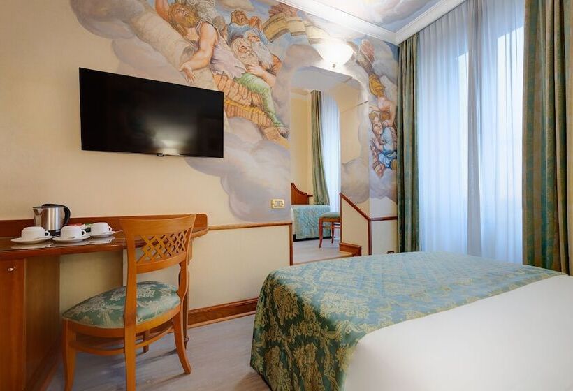 Standard Triple Room, Amalfi