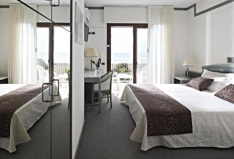 オーシャンビュースタンダードルーム, Atlantic