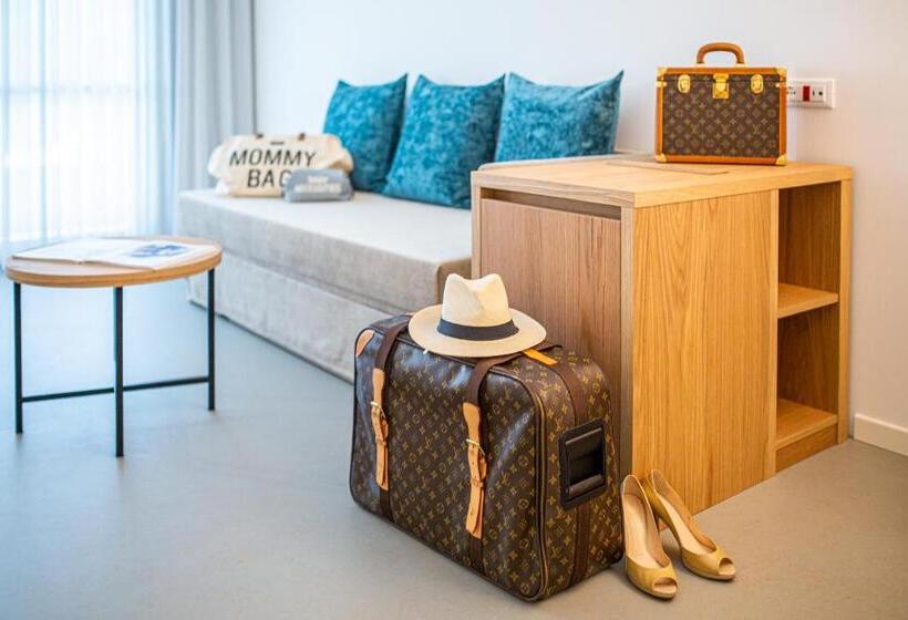 景色の見えるスタンダード4人部屋, Atlantic