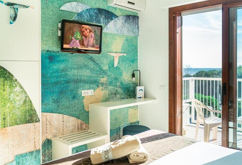 サイドシービューファミリールーム, Atlantic