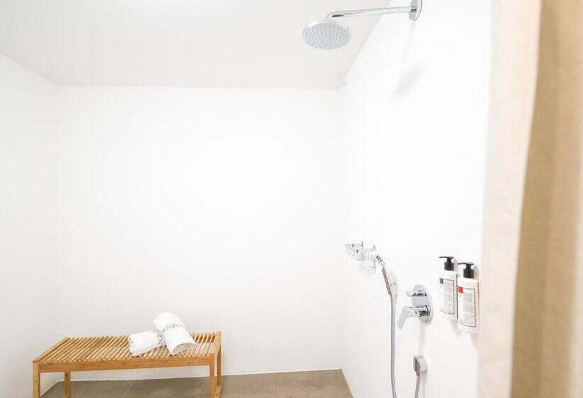 デラックスルーム, Atlantic