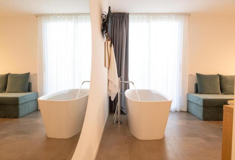 デラックスルーム, Atlantic