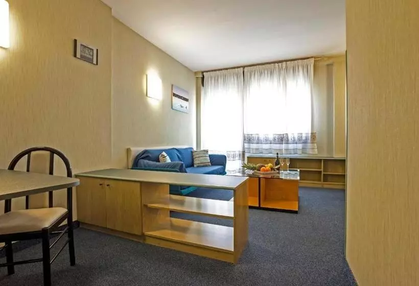Standard Neljän Hengen Huone, Best Western Hotel Residence Italia
