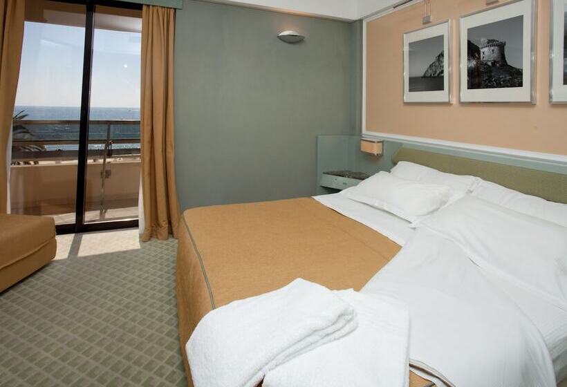 חדר סופריור נוף לים, Circeo Park