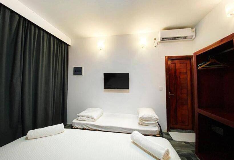 Economy Triple Room, Ci  Ritorno View