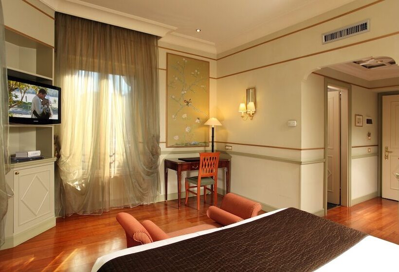 标准三人间, Degli Aranci