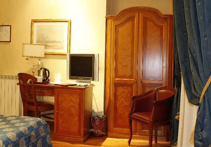 Chambre Triple Standard, Genio