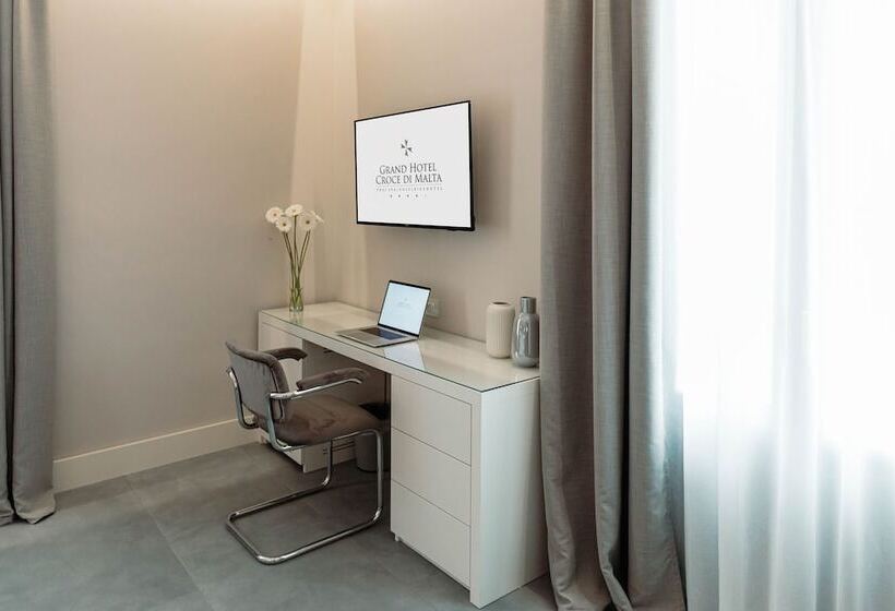 اتاق سوپریور, Grand Hotel Croce Di Malta
