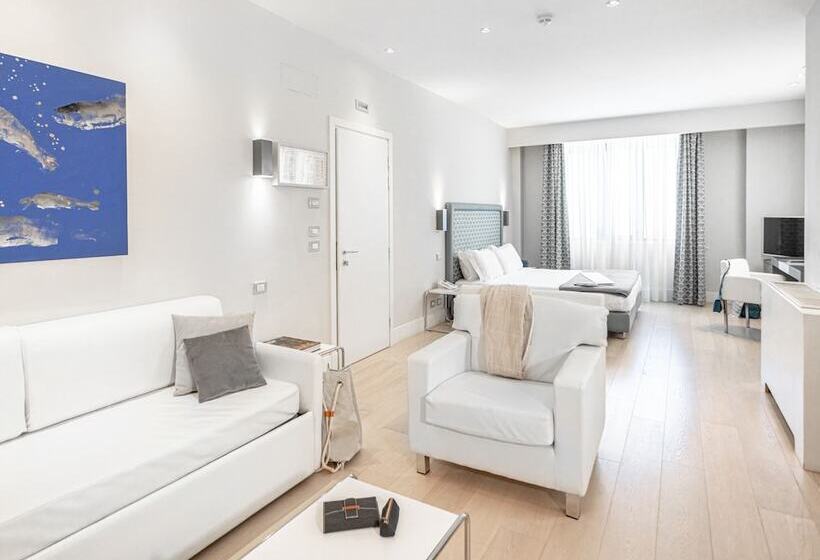 سوییت جونیور, Grand Hotel Croce Di Malta