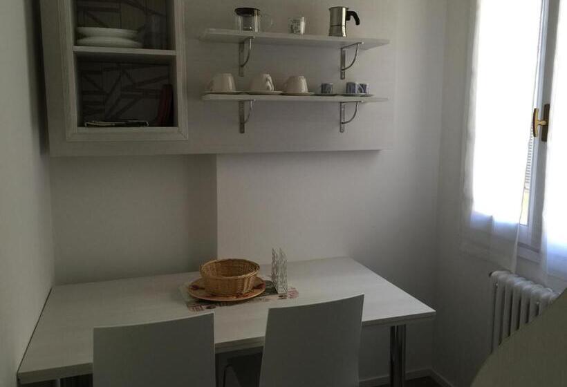 Estudio Estàndard, Holiday  Alla Finestrella